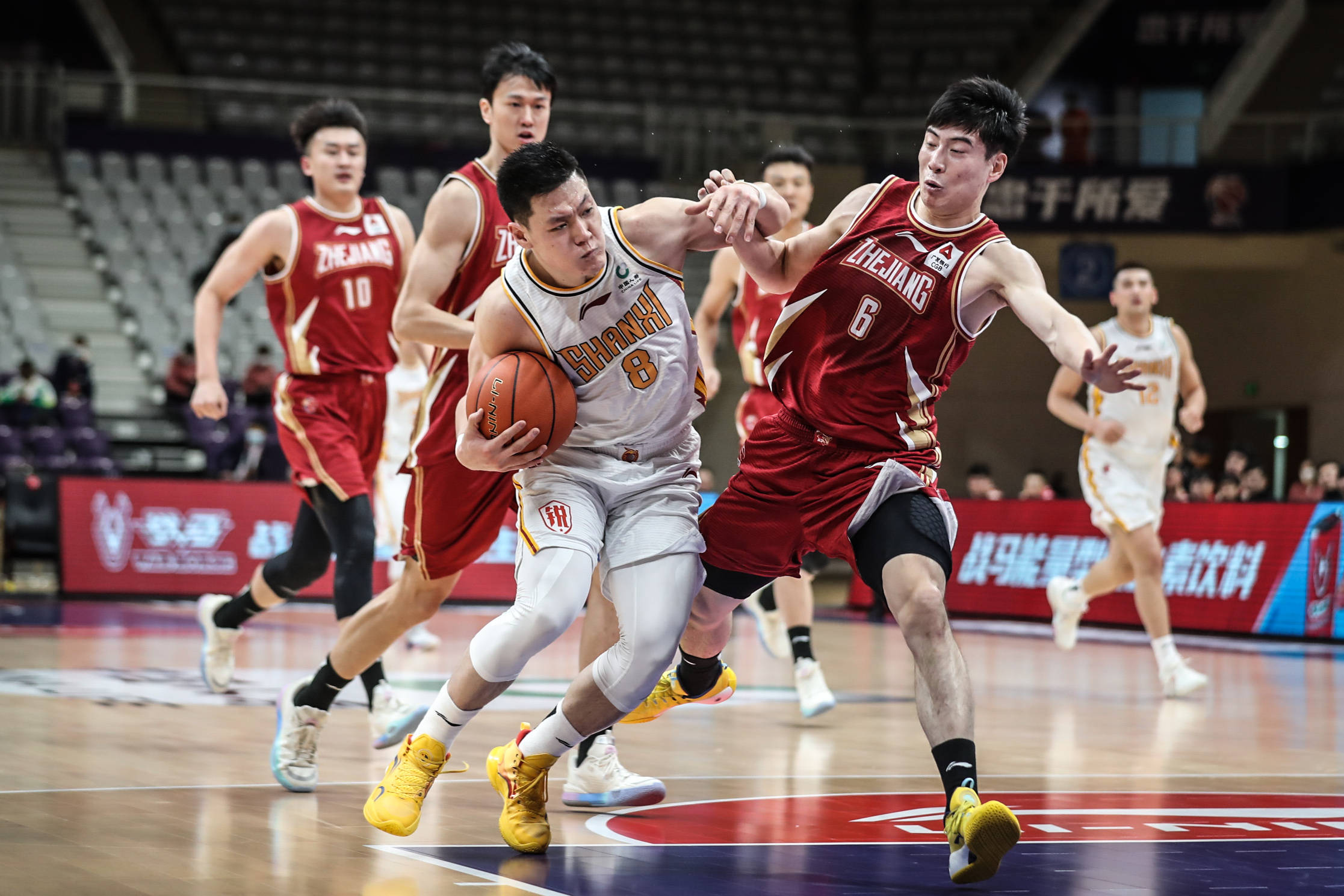 山西队客场大胜，实现连胜